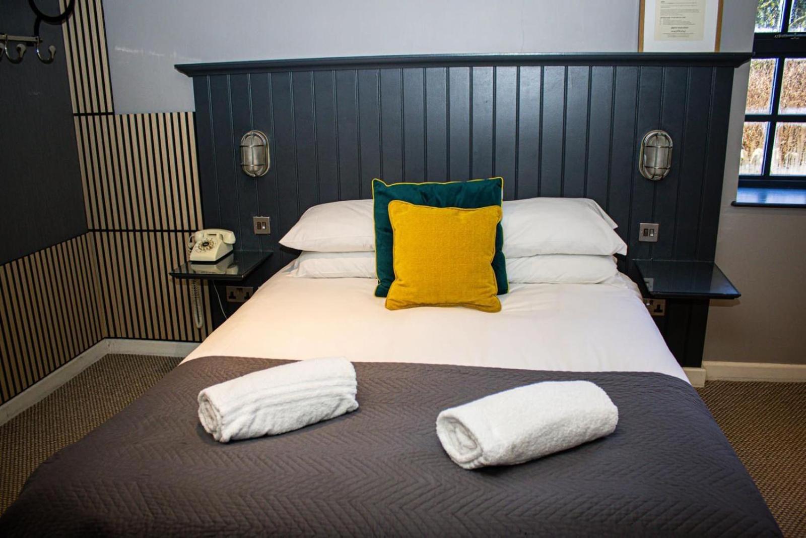 The Ragged Cot Hotel Minchinhampton Bagian luar foto