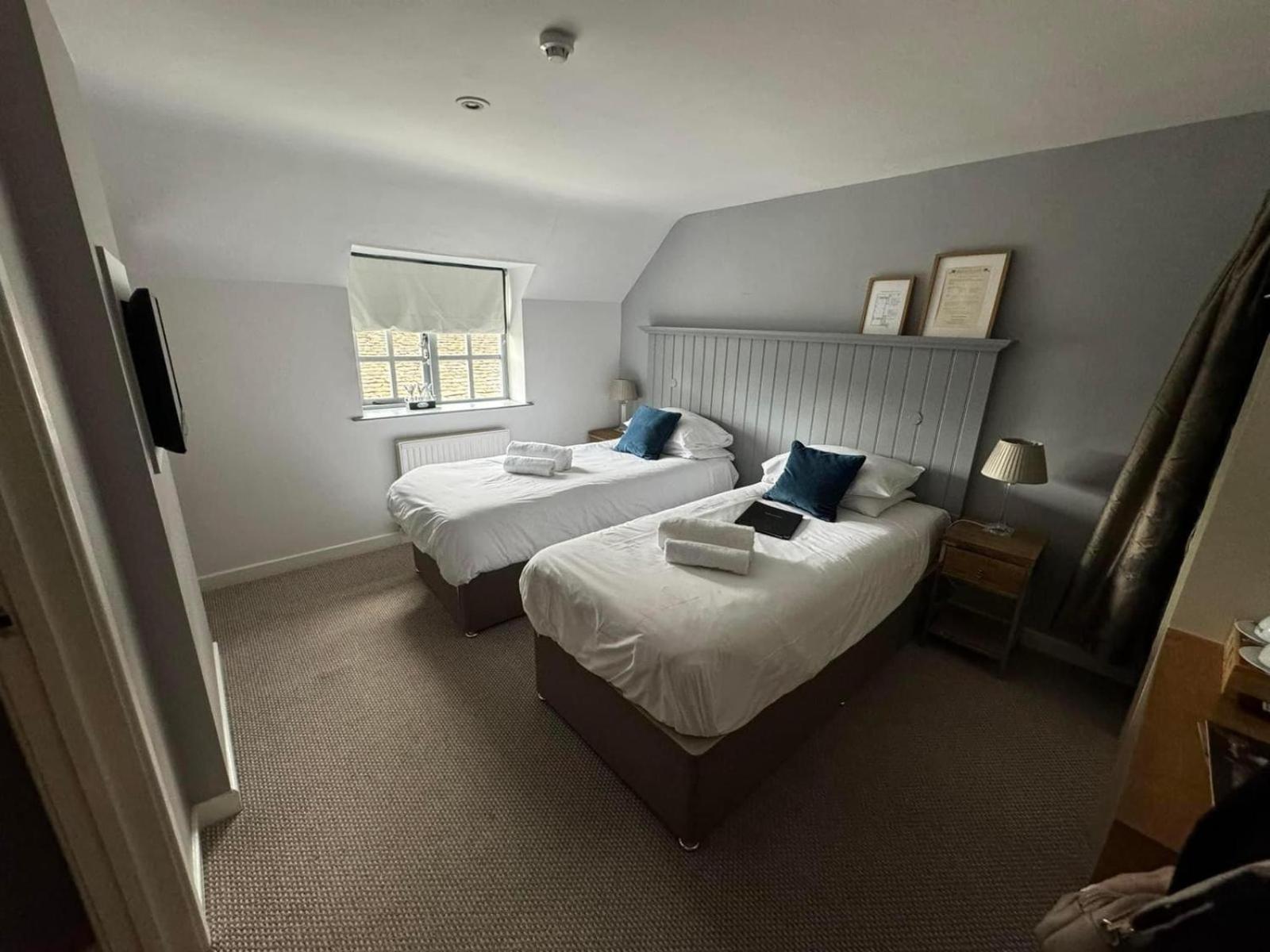 The Ragged Cot Hotel Minchinhampton Bagian luar foto