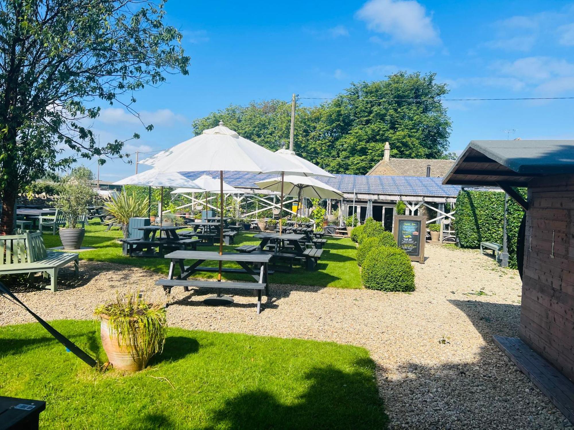 The Ragged Cot Hotel Minchinhampton Bagian luar foto